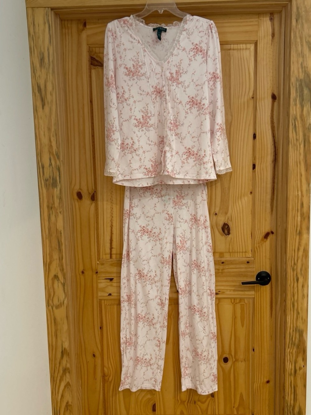 Lauren Ralph Lauren White and Pink Floral Lace-Trim Pajama Set